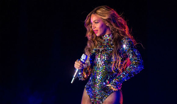 Beyonce-ын тоглолтын бэлтгэл болон тайзны ард талын сонирхолтой дүр зургууд /видео/