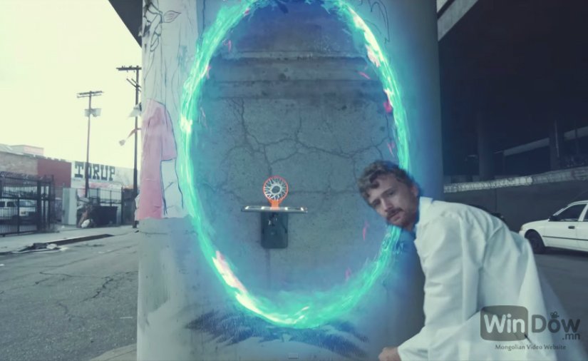 Эвлүүлгийн гайхамшгийн ачаар энгийн бус бичлэг бүтээжээ-Portal Trick Shot